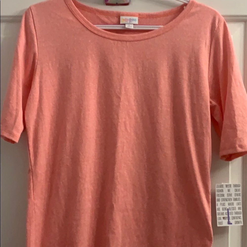 BEAUTIFUL LARGE PEACH LULAROE GIGI